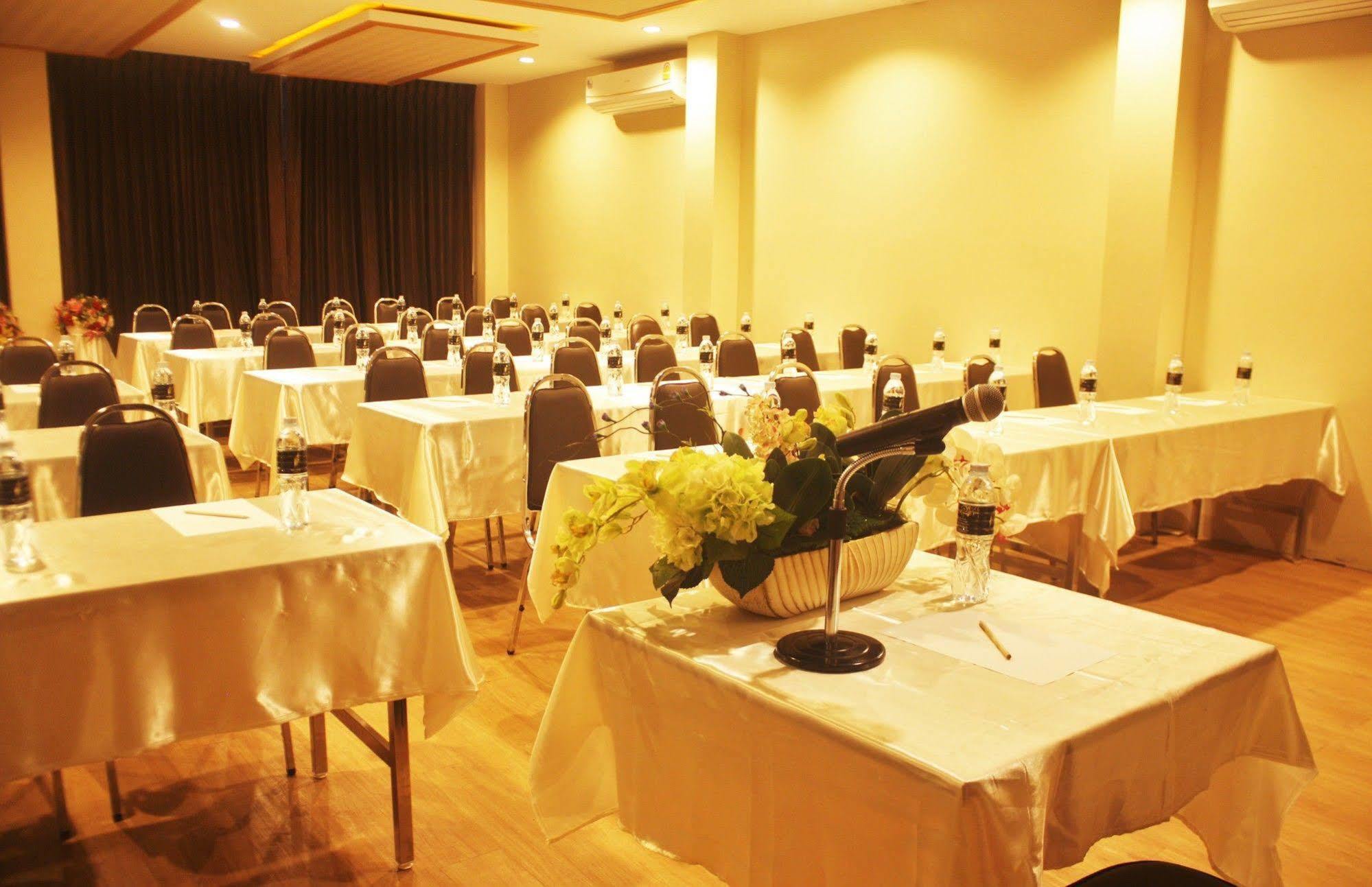 Metro Hotel & Spa Thung Song Dış mekan fotoğraf