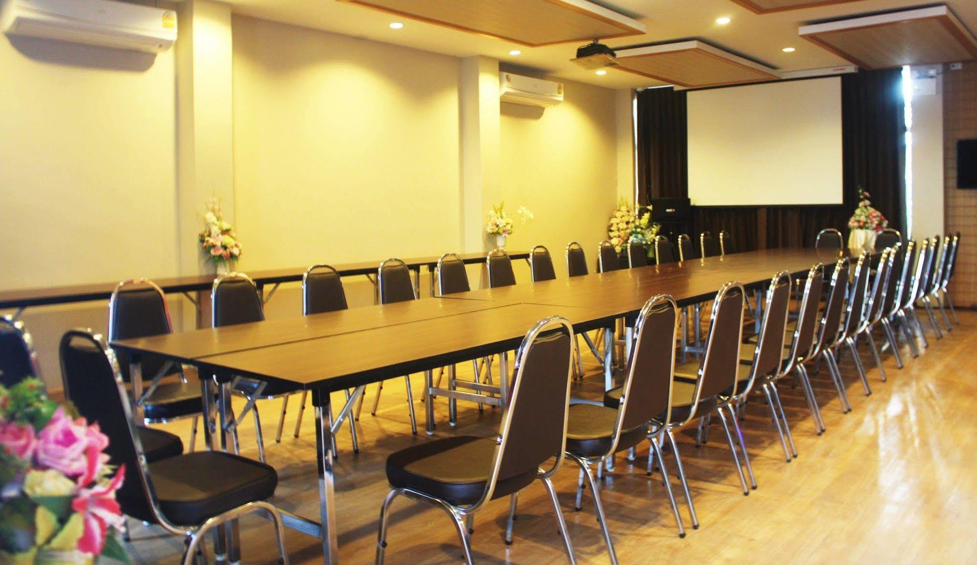 Metro Hotel & Spa Thung Song Dış mekan fotoğraf